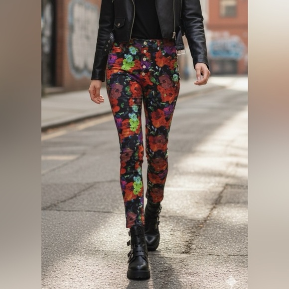 BDG Pants - BDG | Urban Outfitters Floral High Rise Stairway Pant